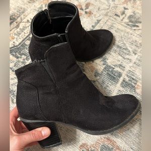 Black heeled booties